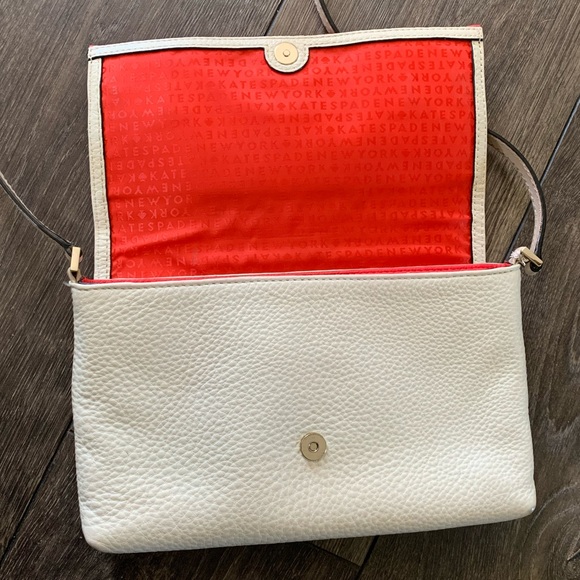 Kate Spade crossbody medium purse - Picture 4 of 8